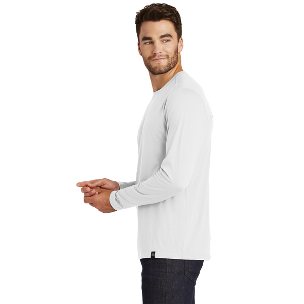 New Era® Heritage Blend Long Sleeve Men's Crew Tee