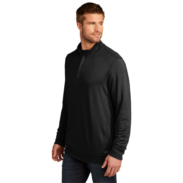 TravisMathew® Newport 1/4 Zip Men's Fleece