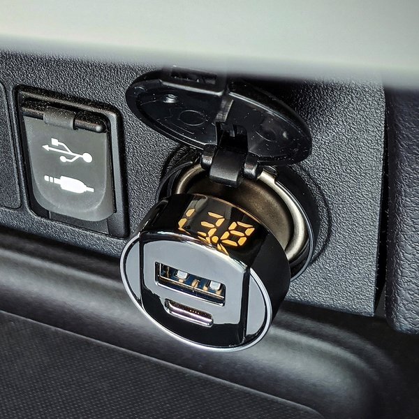 ihub™ Super Fast USB-C 18W PD Car Charger