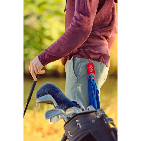 Easy-Carry Golf Towel Holder