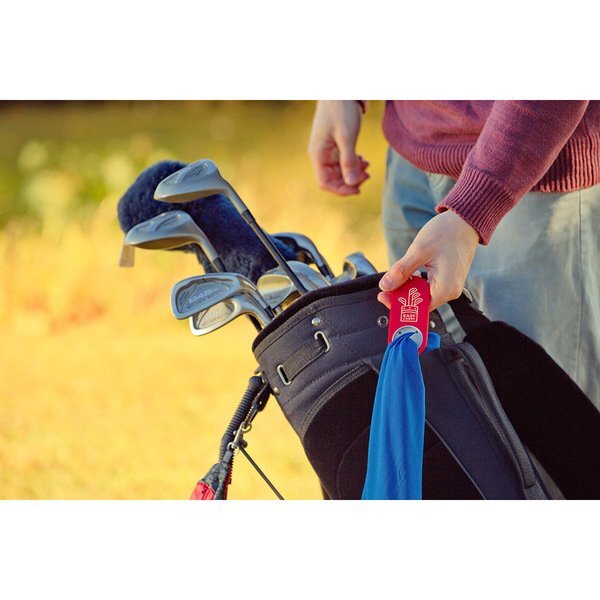Easy-Carry Golf Towel Holder