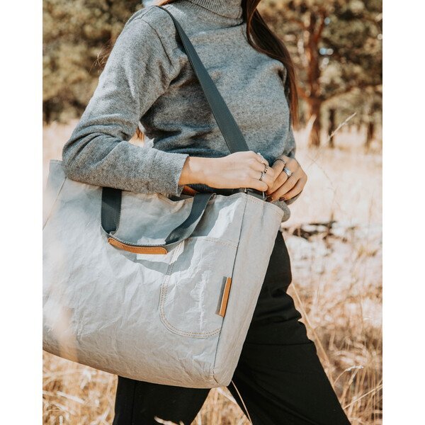 Out of the Woods® Supernatural Paper™ Seagull 24 Can Cooler