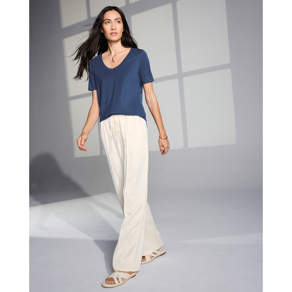 MERCER+METTLE™ Stretch Jersey Relaxed Scoop Ladies' Tee