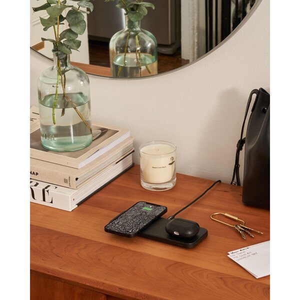 Courant® Classics Catch 2 Italian Leather Multi-Device Wireless Charger