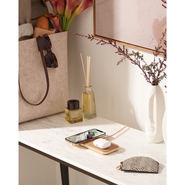 Courant® Classics Catch 2 Italian Leather Multi-Device Wireless Charger