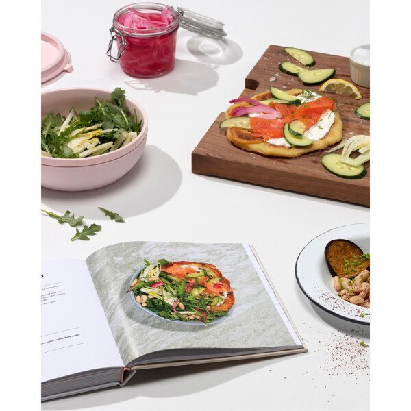 W&P Power Lunch & Book Bundle Gift Set