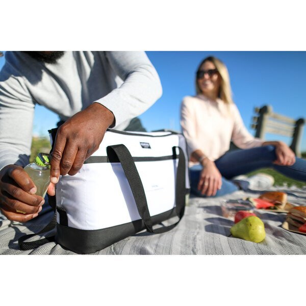 Igloo ® Maddox XL Polyester 45-Can Cooler