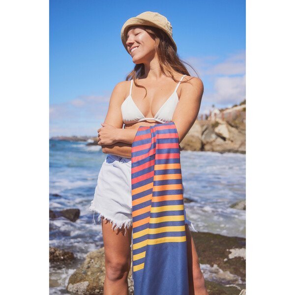 Slowtide® 100% Recycled Quick-Dry Towel, 30" x 60"