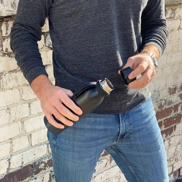 Bolt bottle with UV light, 20oz.