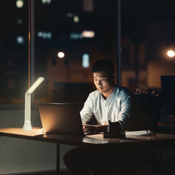 Raya 2-in-1 Rechargeable Desk Lamp Flashlight