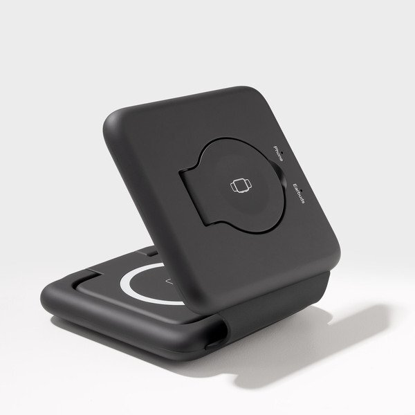 Bi-Fold MagSafe Travel Charging Station