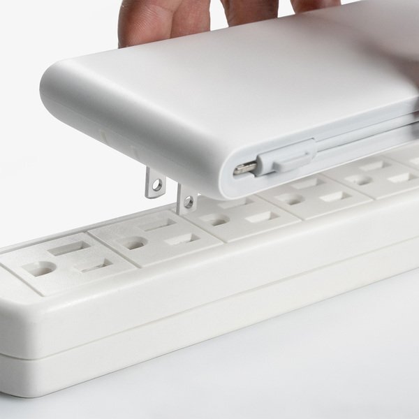 Power Bank with Built-in Cables and Retractable AC Wall Plug, 10000mAh