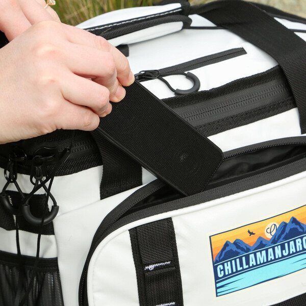 Chillamanjaro™ 18 Can Altitune Cooler Bag
