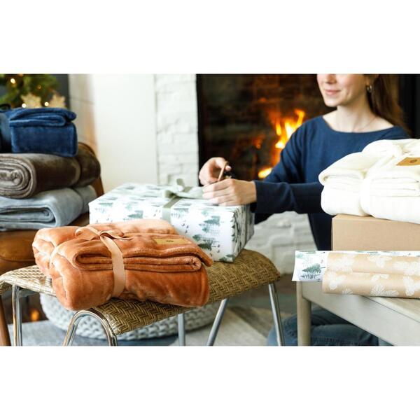 Mink Ever Soft Throw Blanket, 70" x 50"