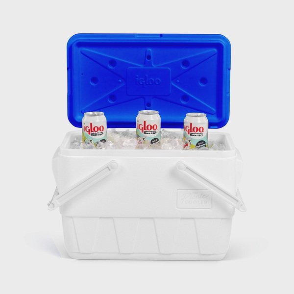 Igloo® 25QT Retro 36 Can Picnic Basket Cooler