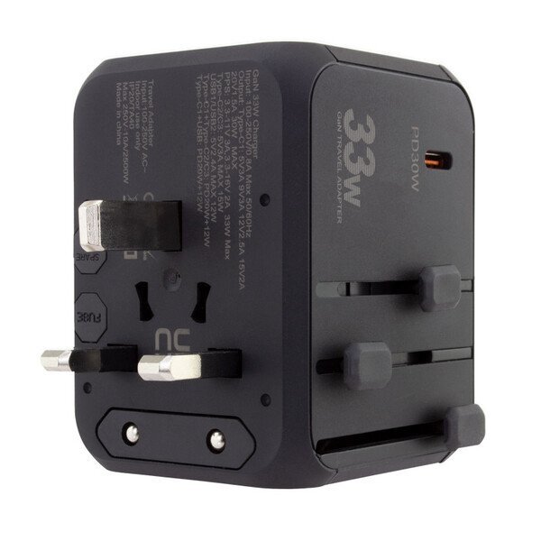 Universal Travel 33W Adapter