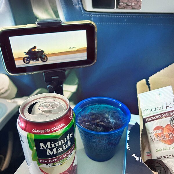 Transformer Inflight, Home, and Office Phone Mount