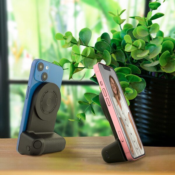 ClikGrip Camera Holder for Smartphones