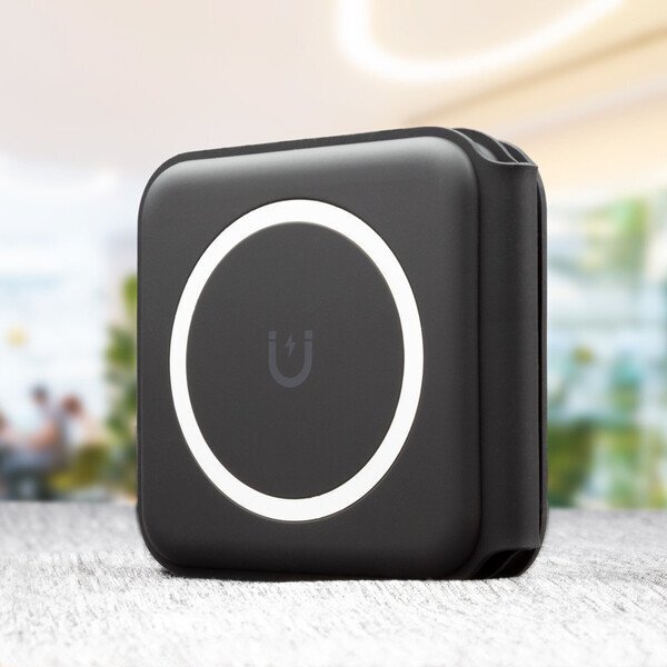 Chi-Charge Stack and Wall Charger in Zipper Case