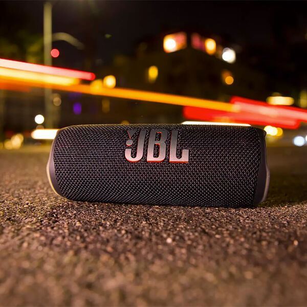 JBL® Flip 6 Portable Waterproof Speaker