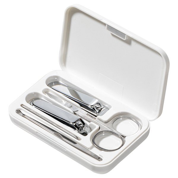 TravelMate Manicure Kit