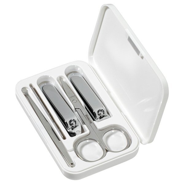 TravelMate Manicure Kit