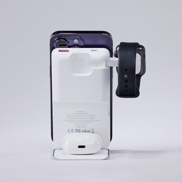 Powerfold MagSafe 3-in-1 Power Bank, 10000mAh