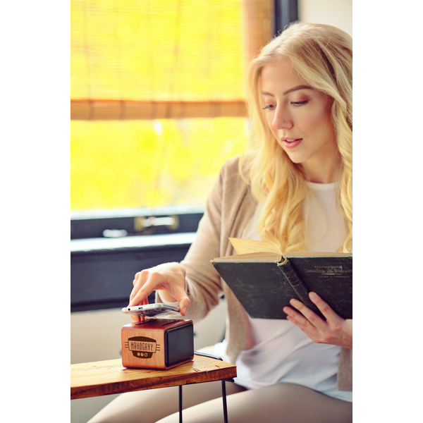 Mahogany FSC® Wireless Speaker w/ Wireless Charger