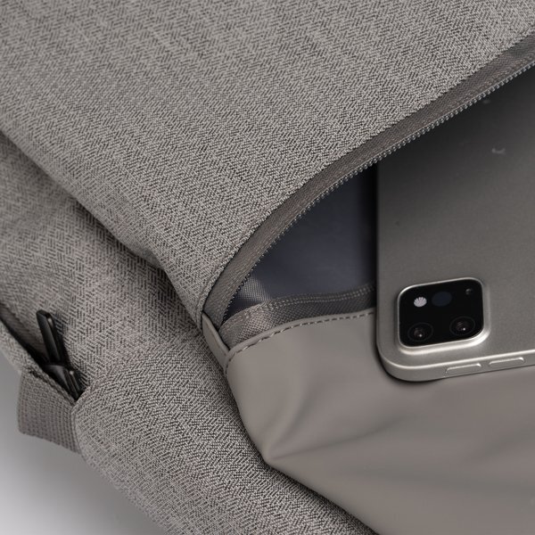 City Pack 600D RPET Commuter Backpack