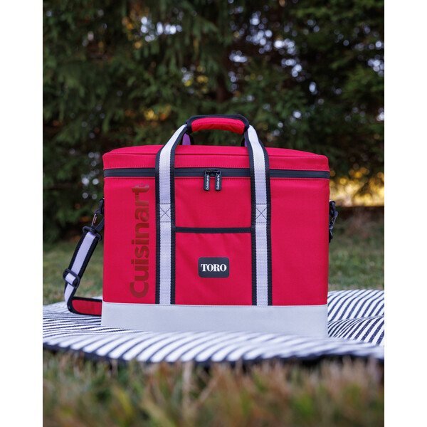 Cuisianart Outdoors™ 24 Can Square Cooler