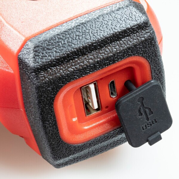 Ultra HD 1300 Lumen Rechargeable Spotlight