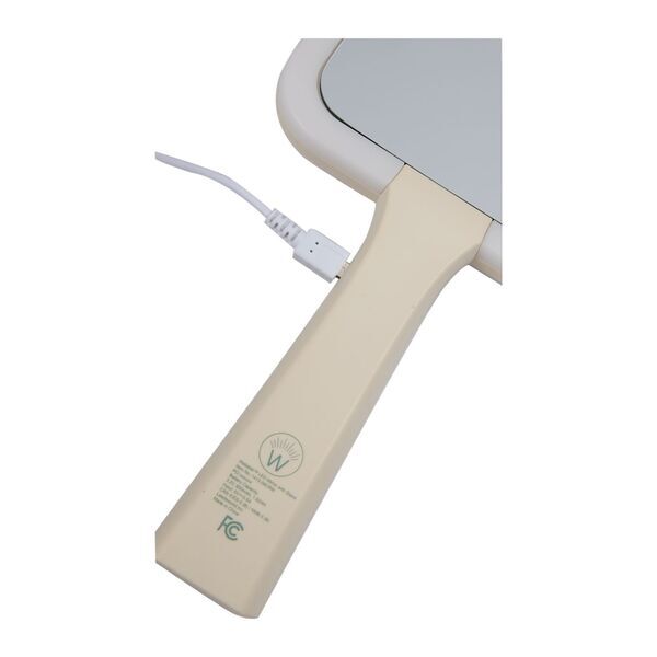 Wellable™ LED Mirror w/ Stand