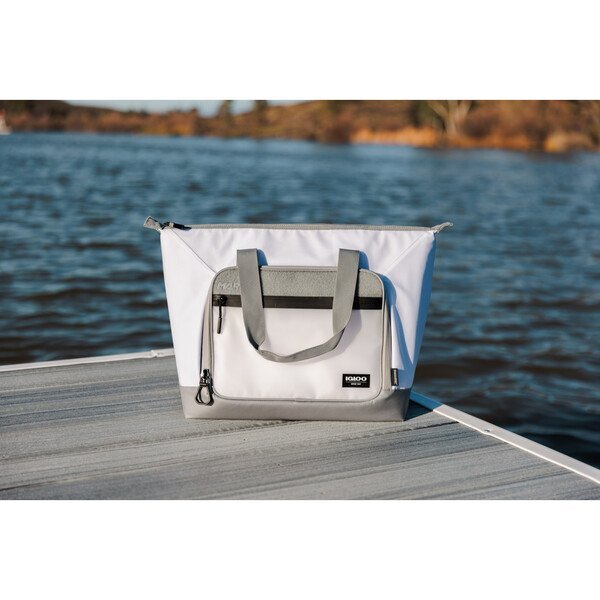 Igloo® Marine Polyester Tote 30 Can Cooler