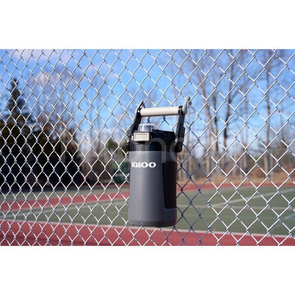 Igloo® Rival 1/2 Gallon Jug, 64oz.