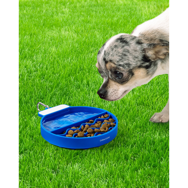 Portable Travel Pet Feeder with Suction Mat