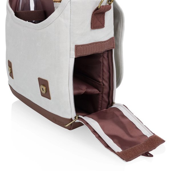Adventure Wine Tote Gift Set