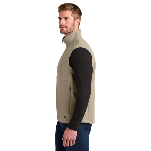 OGIO® Kinetic Poly/Spandex Men's Soft Shell Vest
