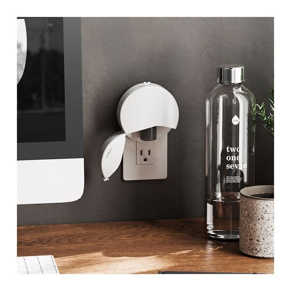 Vitruvi® Plug-In Wall Diffuser Bundle w/ Forest Rain Scent Refill