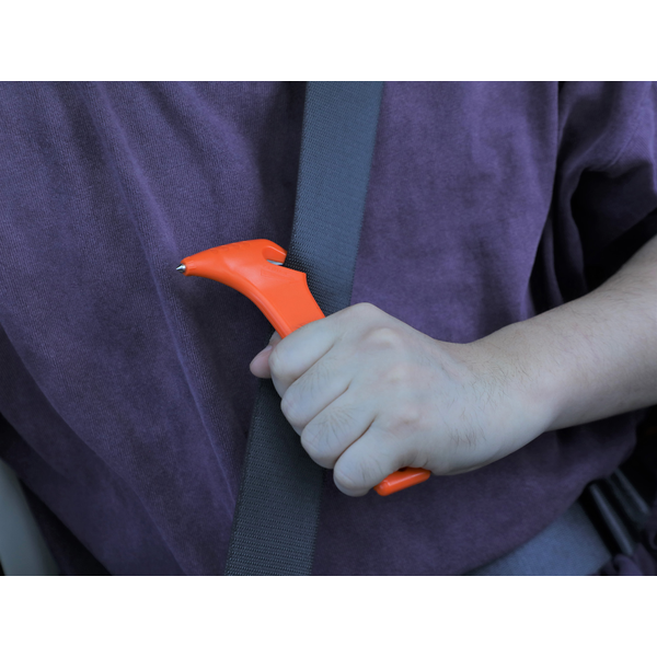 Car Escape Tool w/ Cutter