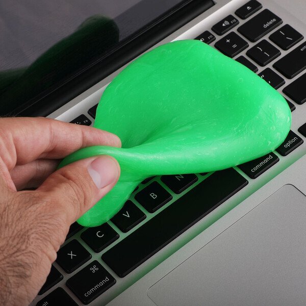 Wizard Cleaning Putty
