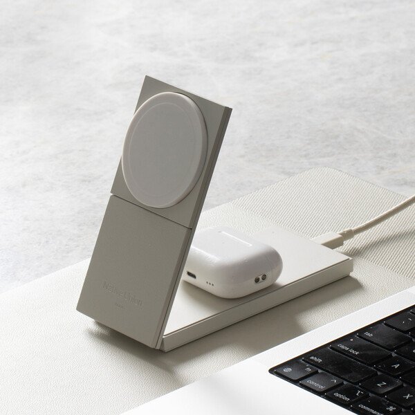 Native Union® Rise 2-in-1 Qi2 Wireless Charger