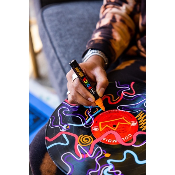 POSCA® 12-Piece Basic Marker Set w/ Bag