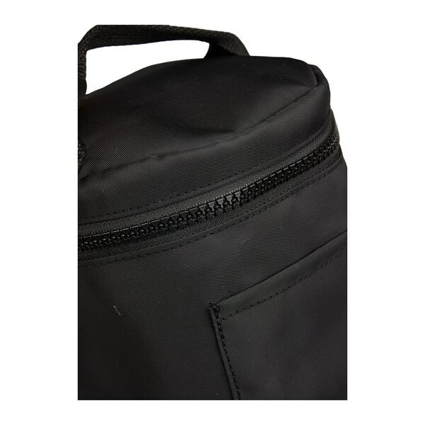 Wellable™ Recycled Round Travel Case