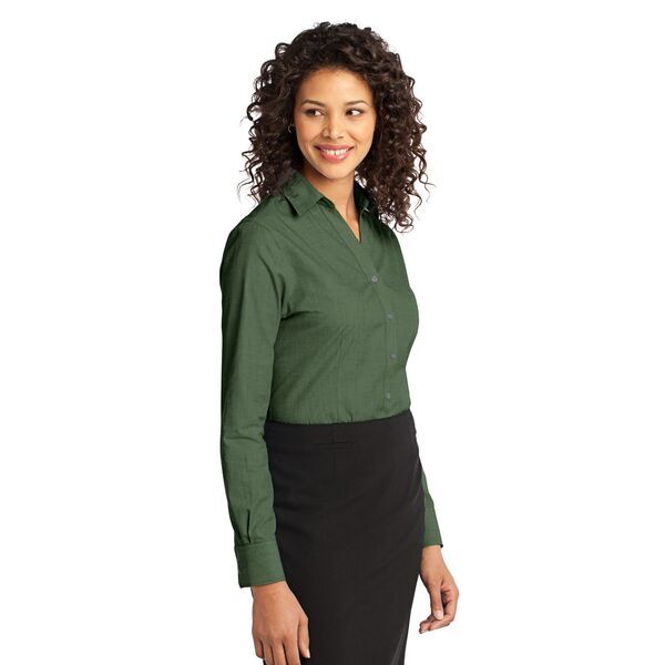 Port Authority® Crosshatch Easy Care Poplin Ladies' Shirt