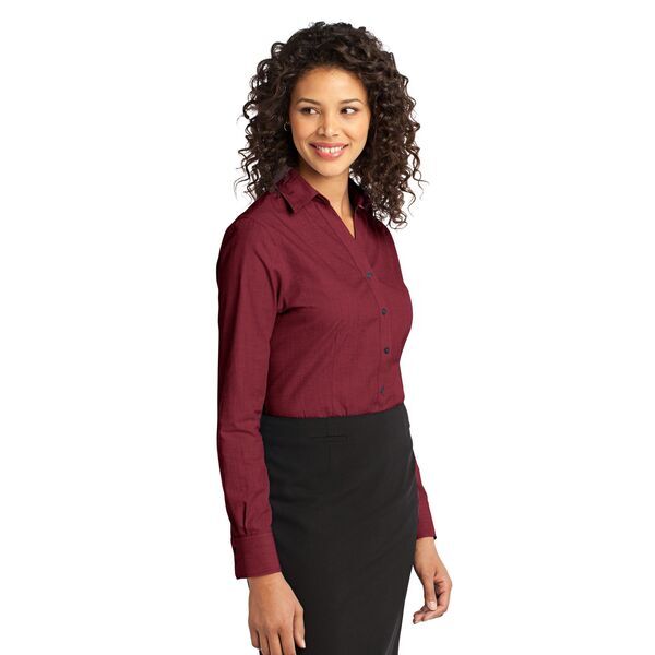 Port Authority® Crosshatch Easy Care Poplin Ladies' Shirt