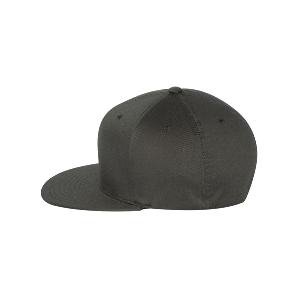 Flexfit® Pro-Baseball On Field Constructed Fitted Flat Bill Cap