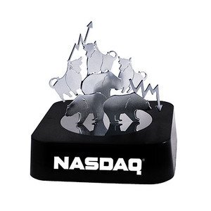Bulls & Bears Magnetic Sculpture Block